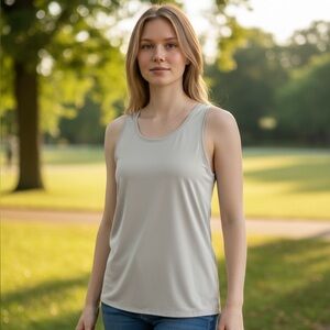 Roz & Ali Gray Tank Top